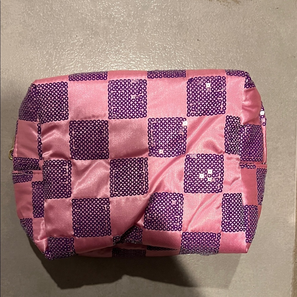 Pink and Purple Checkered Cosmetics Toiletry Bag